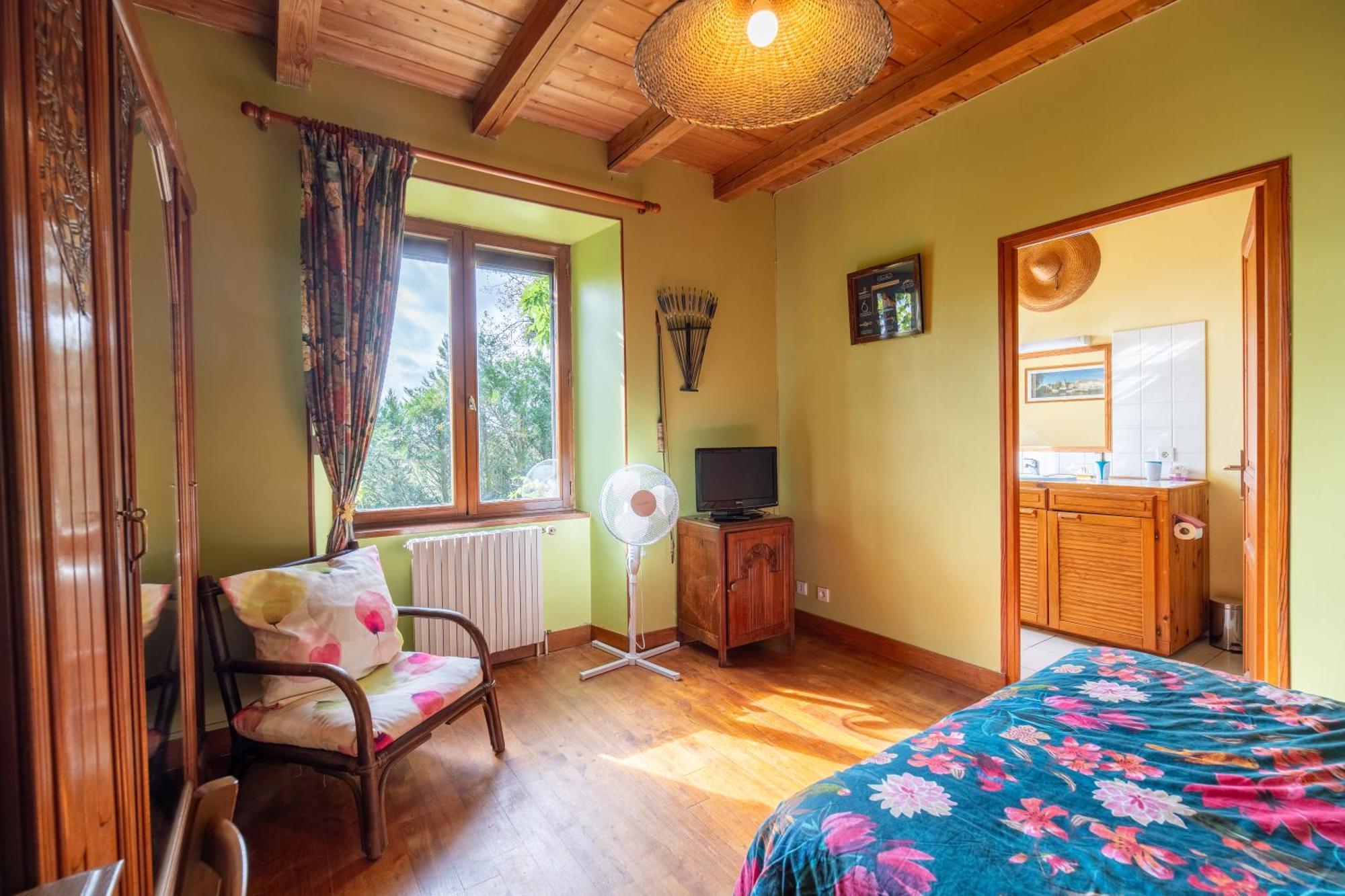 La Ferme De Leychoisier Bed & Breakfast Bonnac-la-Côte Екстериор снимка